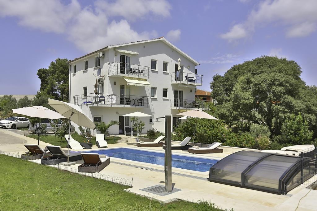 Villa Oleander Marina Exteriör bild